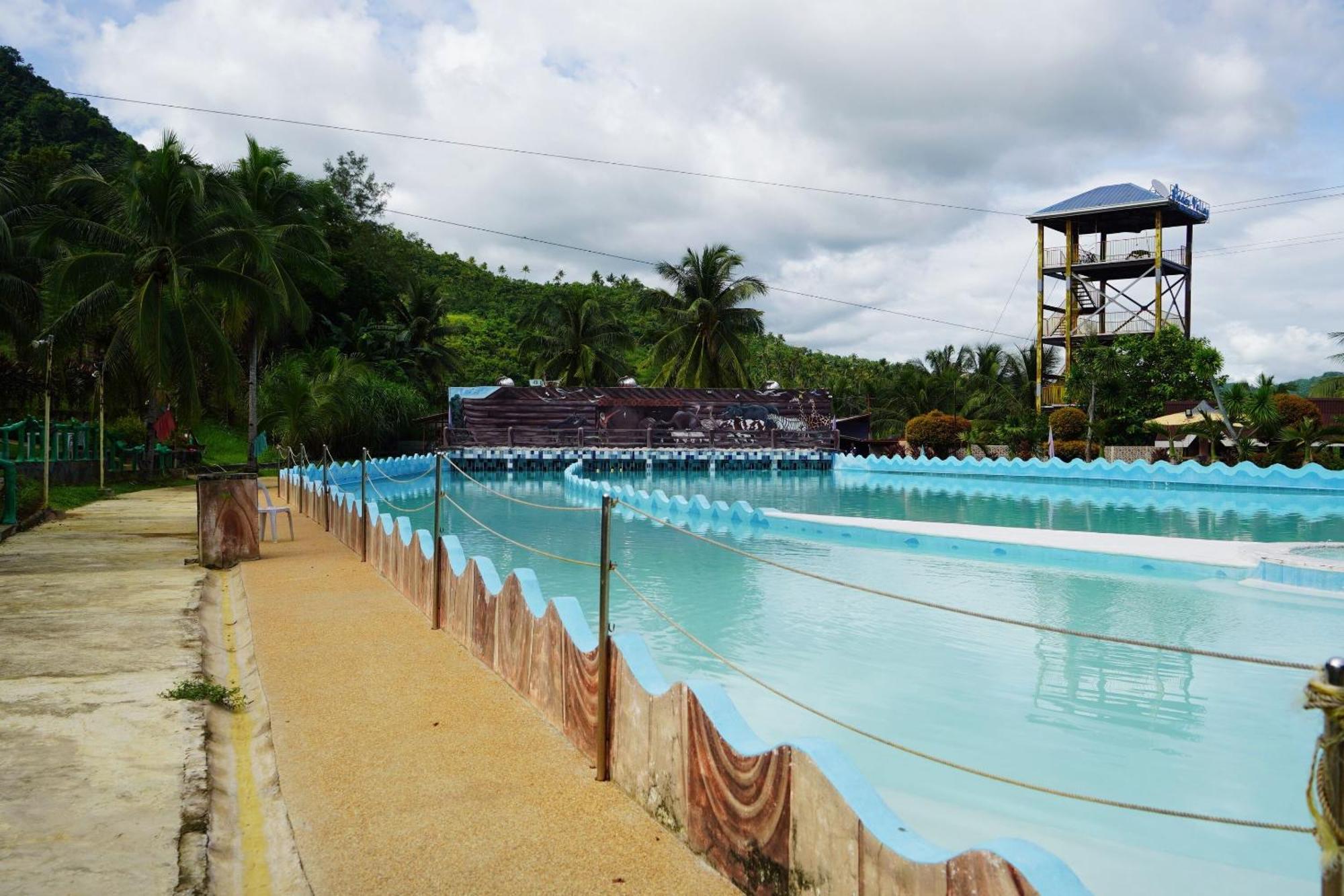 Hidden Valley Mountain And Wavepool Resort Pinamungahan Εξωτερικό φωτογραφία